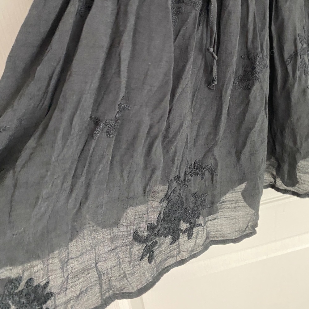 Wild Moss Womens Smocked Body‎ Mini Dress Black Floral Embroidered Ruffle L NWT - Picture 10 of 10